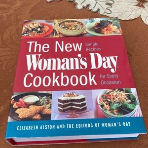 The New Woman’s Day Cookbook. Elizabeth Alston & the Editors Of Woman’s Day.
